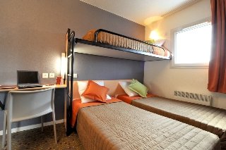 Albergue Balladins Esbly