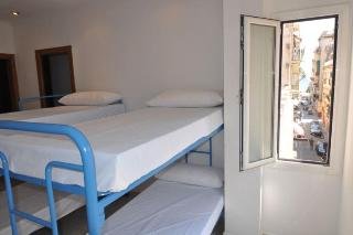 Albergue Bedcelona Barceloneta Beach Club & Rooms