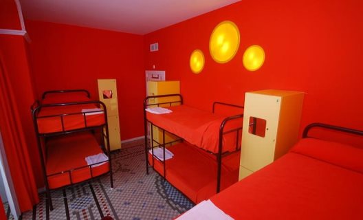 Albergue Purple Nest