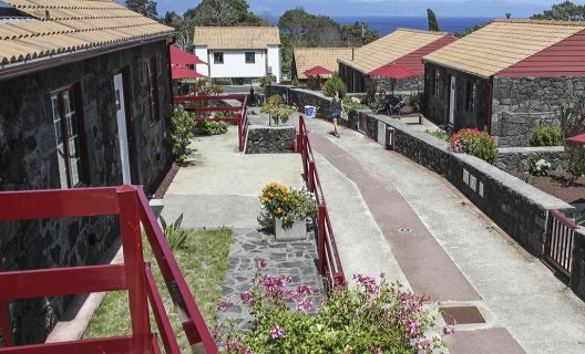Aldeia Das Adegas