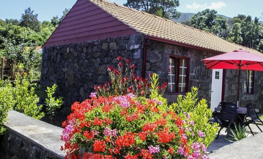 Aldeia Das Adegas