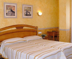 Apartahotel Infanta Mercedes