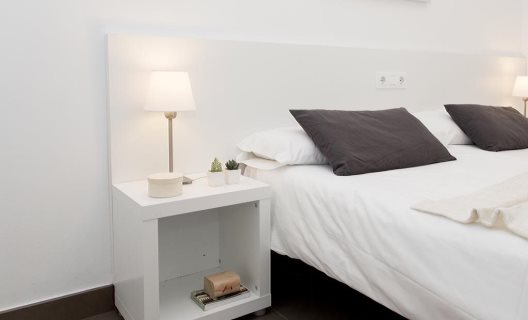 Apartamentos 08028