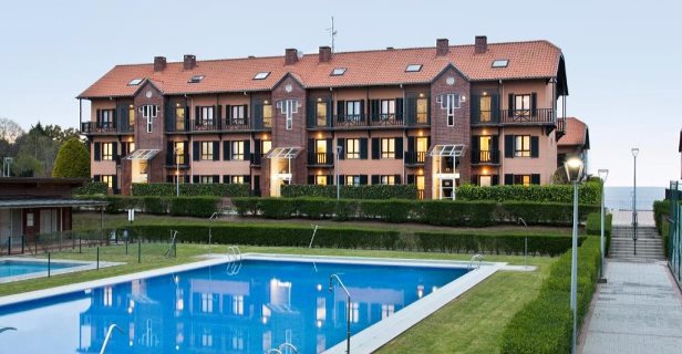 Apartamentos Abba Comillas