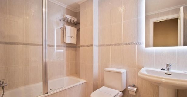 Apartamentos Abba Comillas