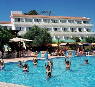 Apartamentos Adelais Bay