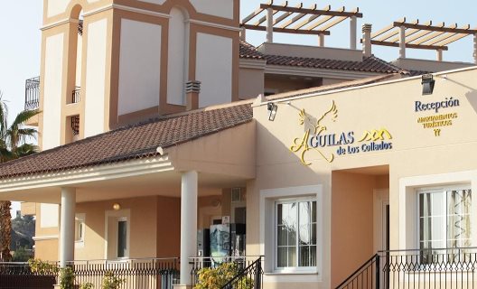 Apartamentos Aguilas De Los Collados