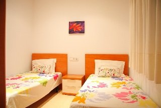 Apartamentos Aiguaneu