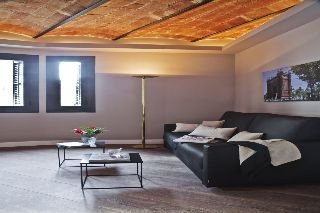 Apartamentos Ainb Eixample Miro