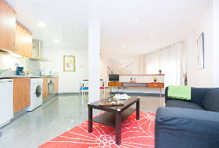 Apartamentos Ainb Universitat