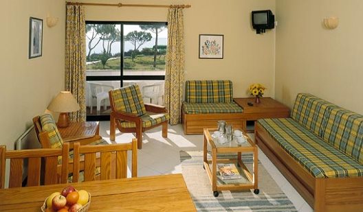 Apartamentos Alfagar Village