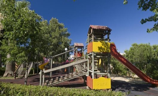 Apartamentos Alfagar Village