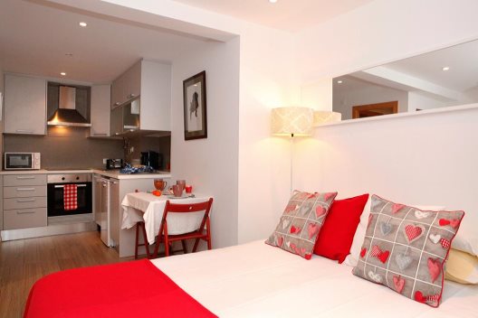 Apartamentos Alfama Yellow House