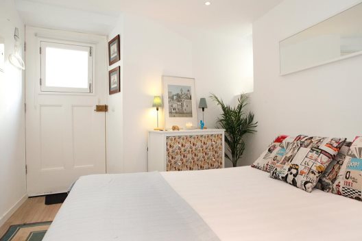 Apartamentos Alfama Yellow House
