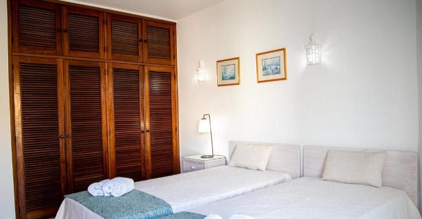 Apartamentos Algamar