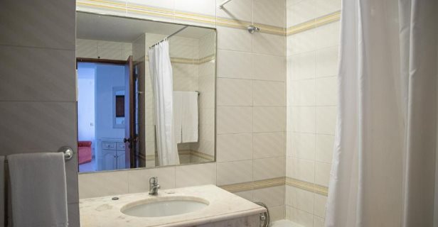 Apartamentos Algamar