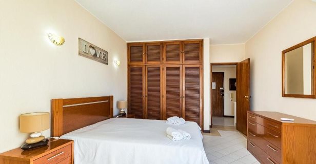 Apartamentos Algamar