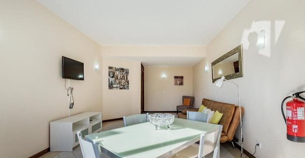 Apartamentos Algamar