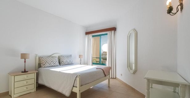 Apartamentos Algamar