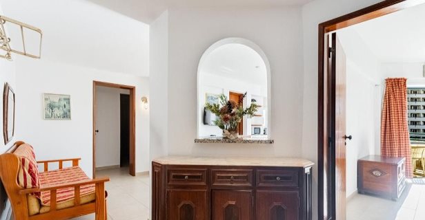Apartamentos Algamar