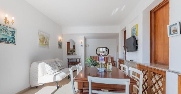 Apartamentos Algamar