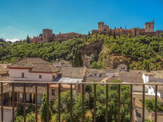 Apartamentos Alhambra