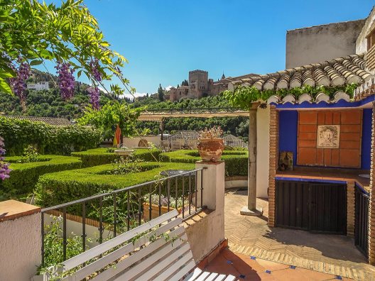 Apartamentos Alhambra