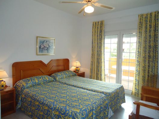 Apartamentos Almoraide