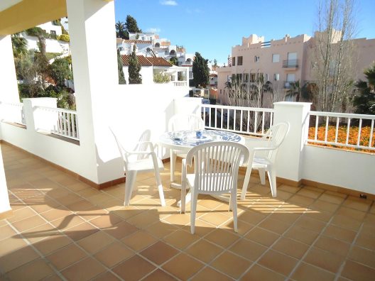 Apartamentos Almoraide