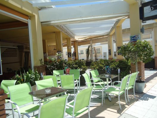 Apartamentos Almoraide