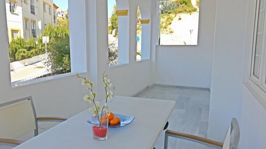 Apartamentos Almoraide