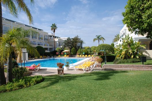 Apartamentos Aloha Gardens