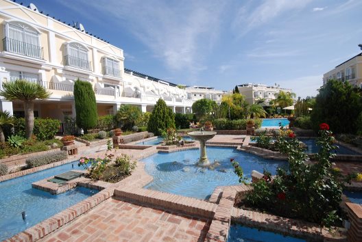Apartamentos Aloha Gardens