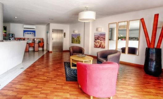 Apartamentos Altair