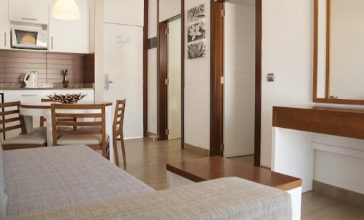 Apartamentos Altair