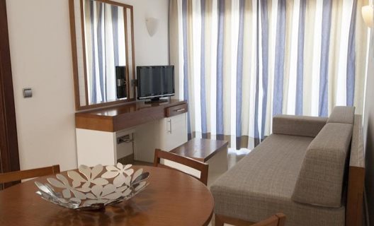 Apartamentos Altair