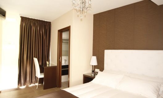 Apartamentos Alvear Suites