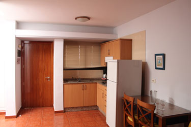 Apartamentos Amadores Beach