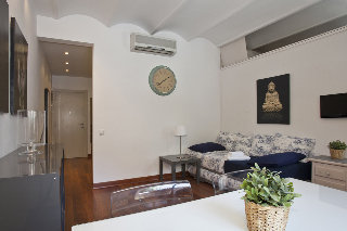 Apartamentos Apbcn Sagrada Familia Chic 2
