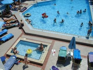 Apartamentos Apollon