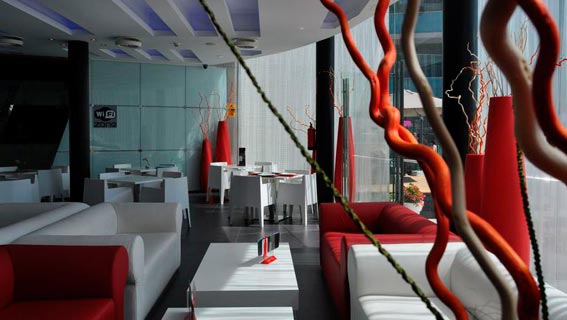 Apartamentos Apolo Suites Rentalmar