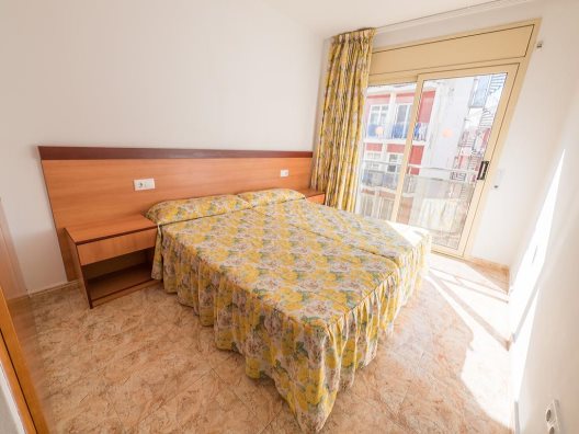 Apartamentos Ar Santa Anna II