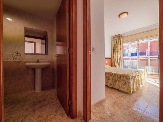 Apartamentos Ar Santa Anna II