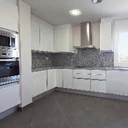 Apartamentos Arago 312