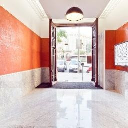 Apartamentos Arago 312