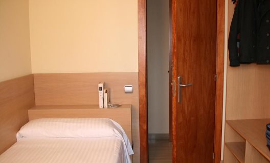 Apartamentos Arago Suites