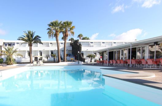 Apartamentos Arena Dorada