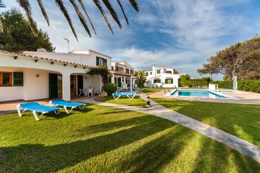 Apartamentos Arenal Playa