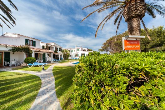Apartamentos Arenal Playa