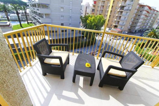 Apartamentos Aromar